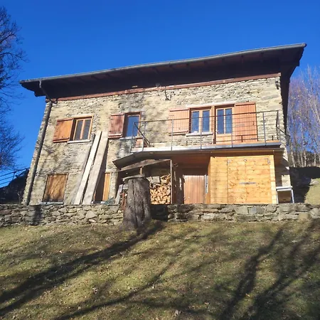 Semesterbostad Carlito Sueglio