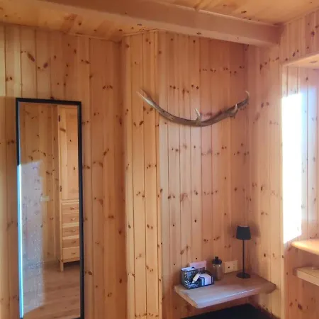 Semesterbostad Carlito *